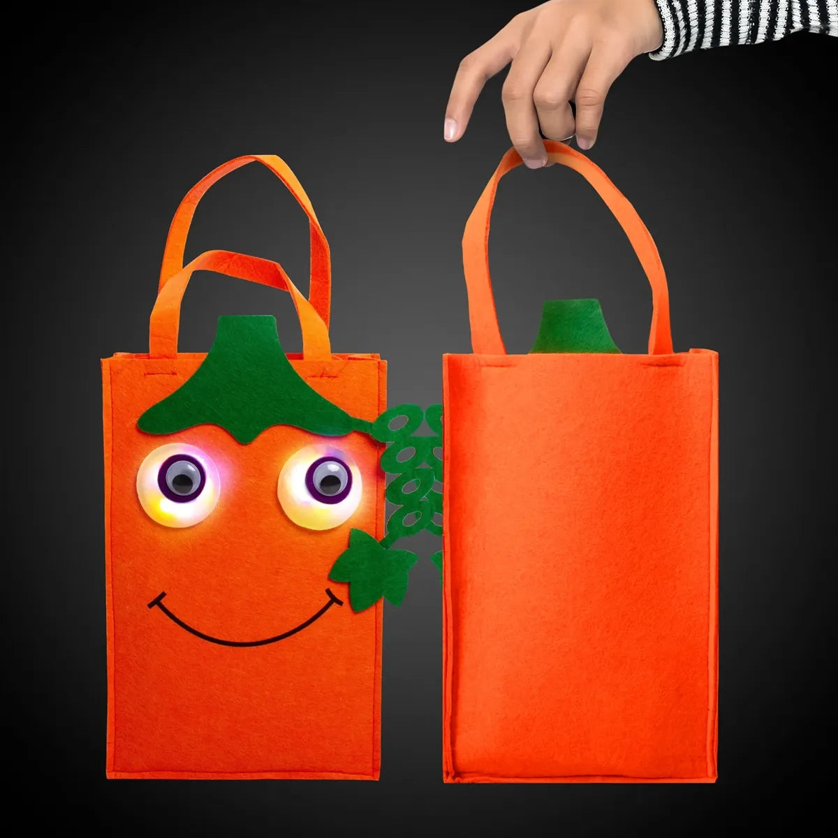 Light-Up Pumpkin Trick-or-Treat Bag